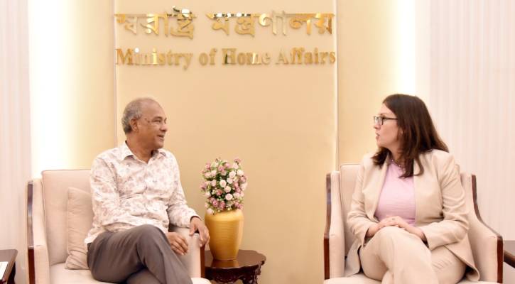নিরাপত্তা খাতে যুক্তরাষ্ট্রকে আরও সহযোগিতার আহ্বান স্বরাষ্ট্র উপদেষ্টার